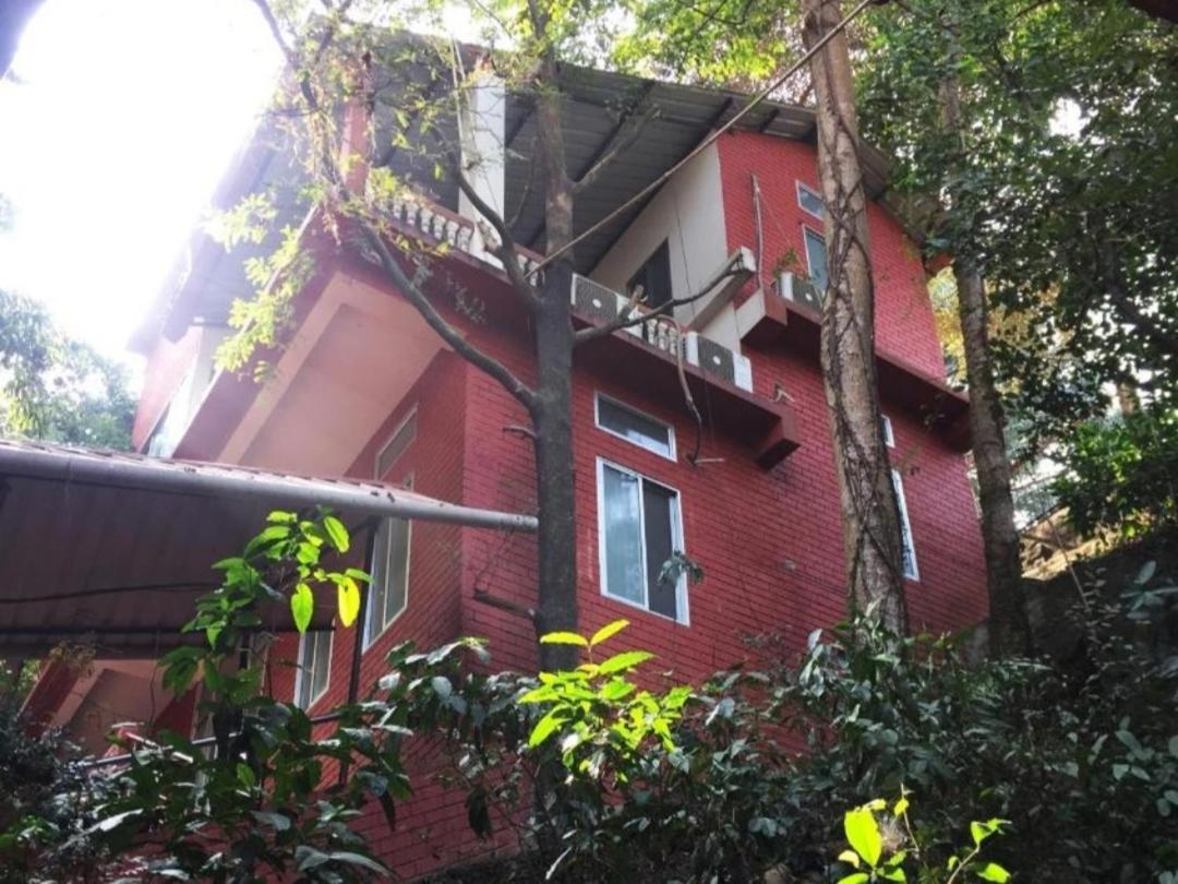 Hilltop Lodge Guwahati Exterior foto